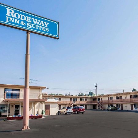Rodeway Inn & Suites Omak - Okanogan Ngoại thất bức ảnh