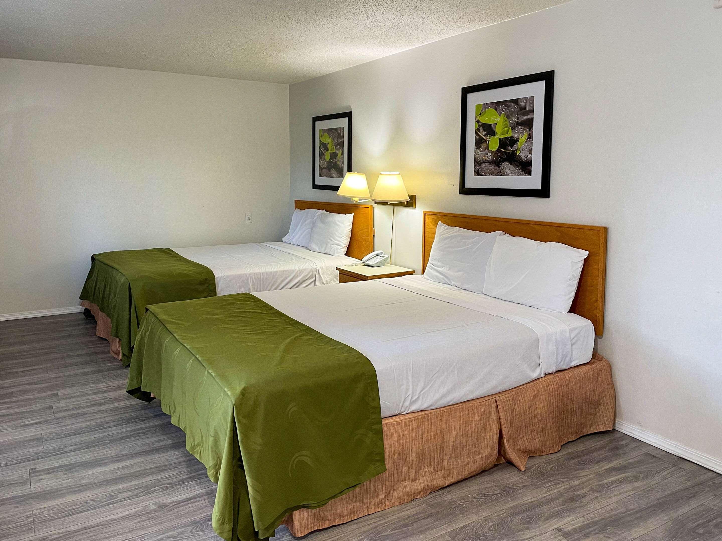 Rodeway Inn & Suites Omak - Okanogan Ngoại thất bức ảnh