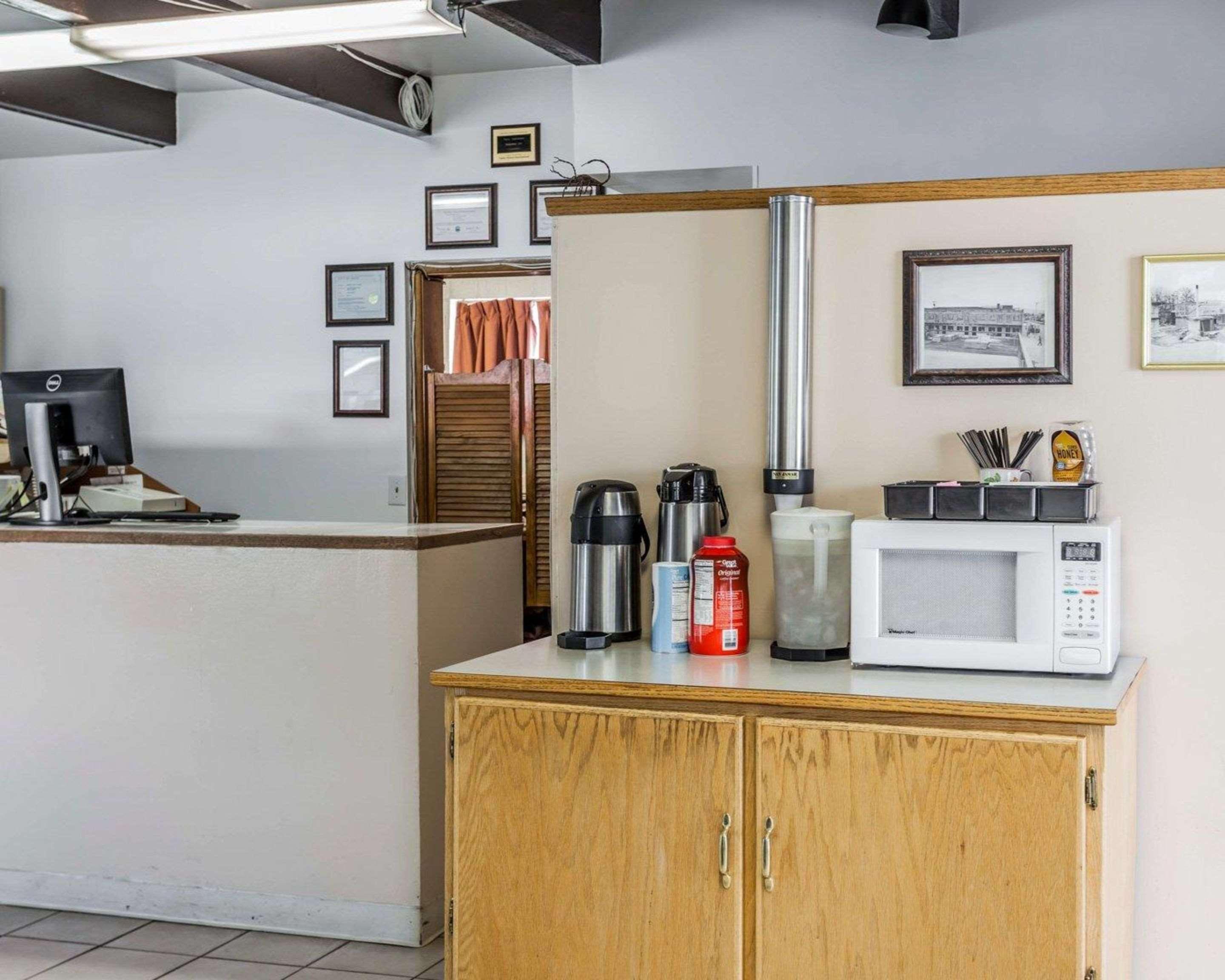 Rodeway Inn & Suites Omak - Okanogan Ngoại thất bức ảnh